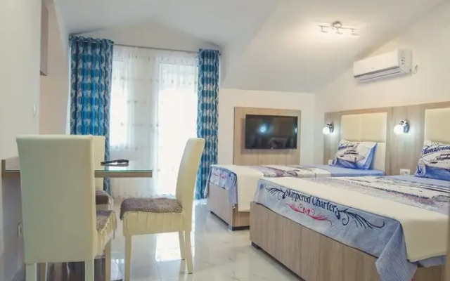 Nino Superior, Standard Triple Studio With sea View, No.5