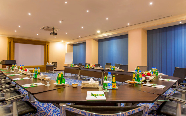 Holiday Inn Jeddah - Al Salam