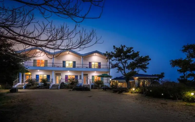 济州岛Happyhue民宿(Happyhue Pension Jeju)