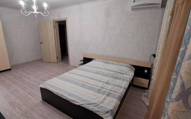 Апартаменты на улице Котанова 1