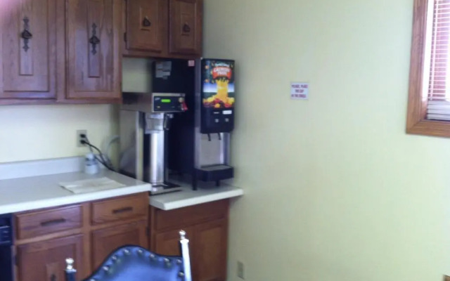Knights Inn Chanute