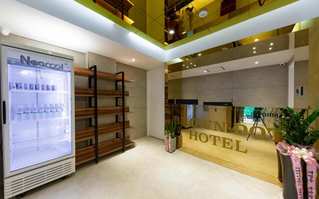 Brown Dot Hotel Cheonan