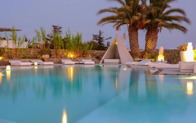 Ostraco Suites