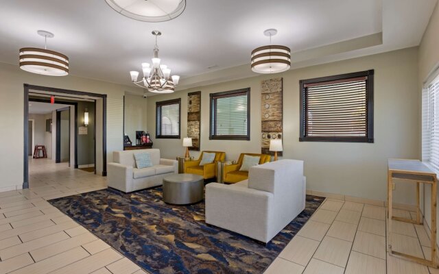 Holiday Inn Express Searcy