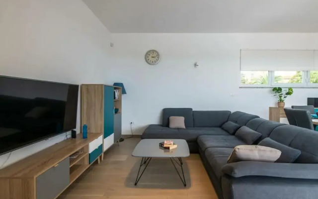 Sandi Comfortable Holiday Residence