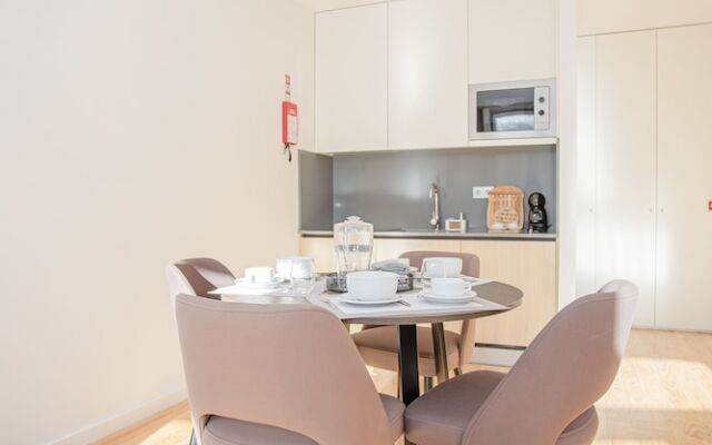 Liiiving-Mouzinho Residence Apartment 3F
