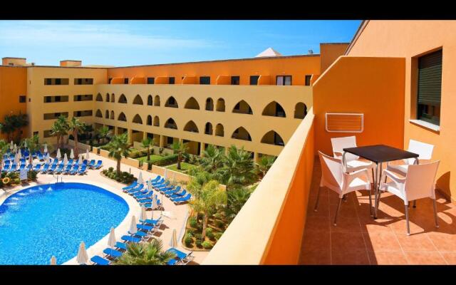 Apartamentos Playamarina