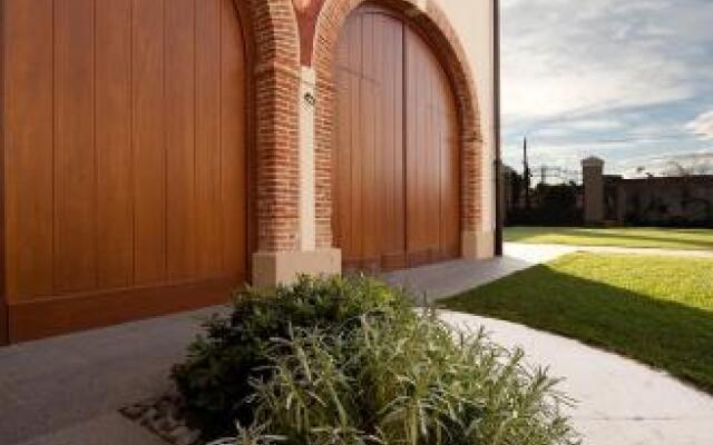 Villa Solaris Hotel & Residence