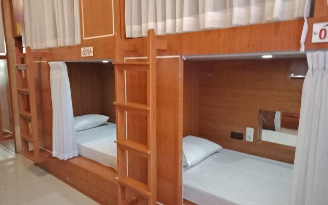 Bogor Cabin Inn - Hostel