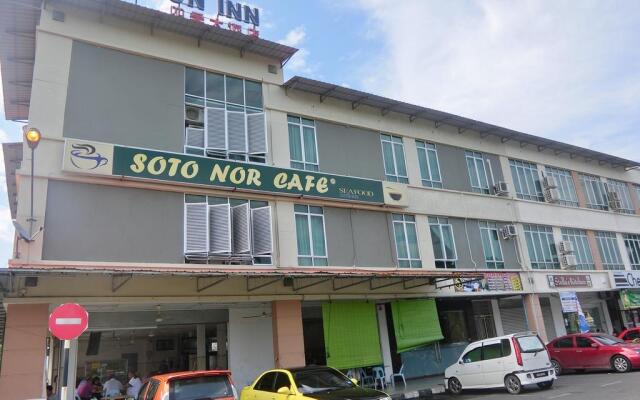 OYO 43987 Season Inn