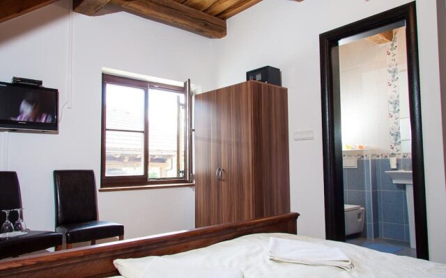 Plitvica Lodge