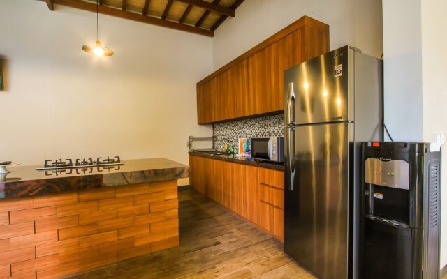 Villa Rainbow Runner