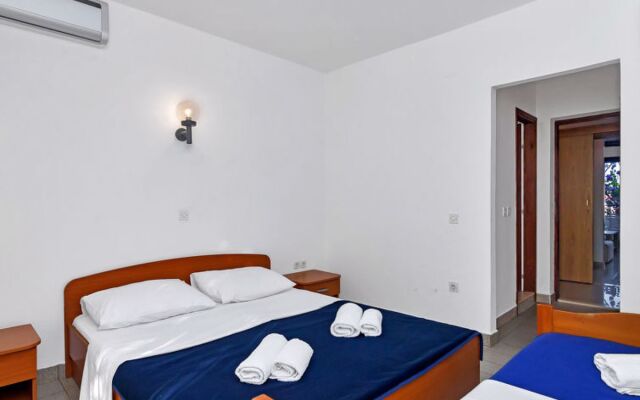 Apartment Rubin Hvar/Pokrivenik 20643