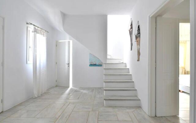 Villa ZEOS - Cycladic House in Ampelas, Paros