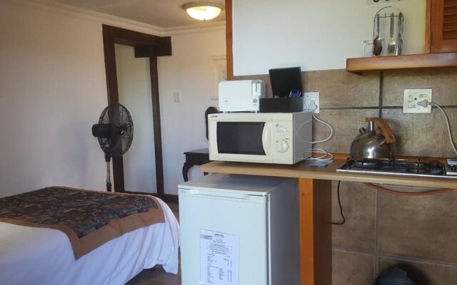 Lagoon Lodge