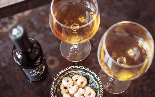 Art View Luxury Apartment