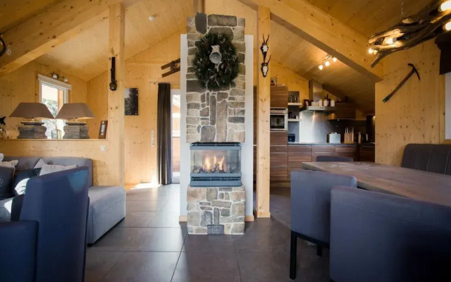 Quiet Chalet in Turracherhöhe with Sauna & Indoor Hot Tub