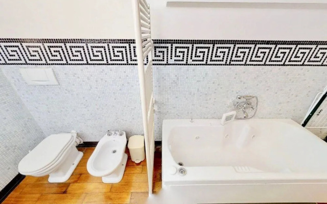 TriesteVillas Brand new attic - Old Town