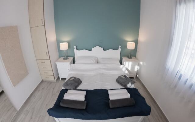 Villa Bella With Swimming Pool, Rethymno, Crete