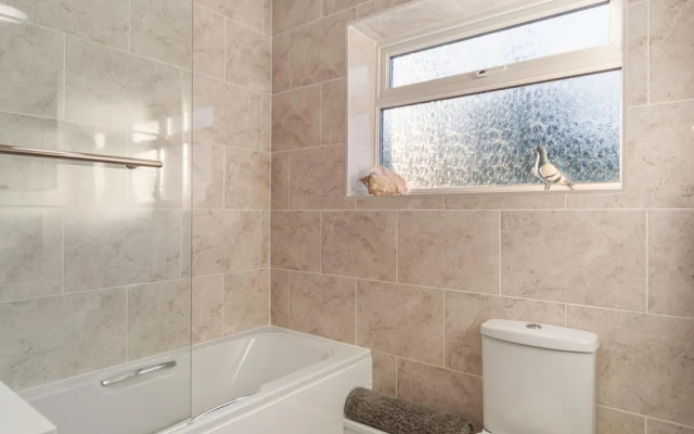 Monkstone Court - Close to Village and Beach