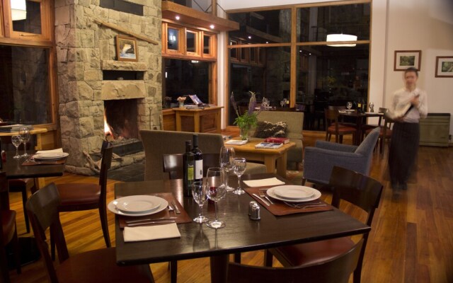 El Aura Lodge