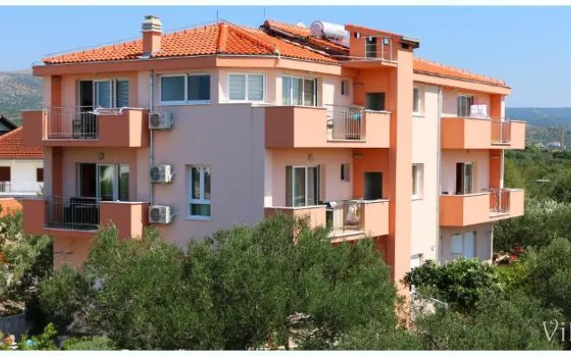 Villa Palas Apartments