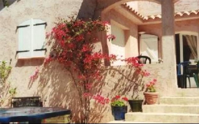House With 3 Bedrooms in Porto-vecchio, With Enclosed Garden and Wifi