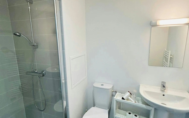 We Live In R - Suite 301