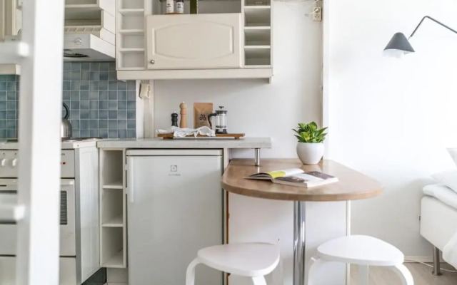 Luminous studio in Kallio / Amazing location