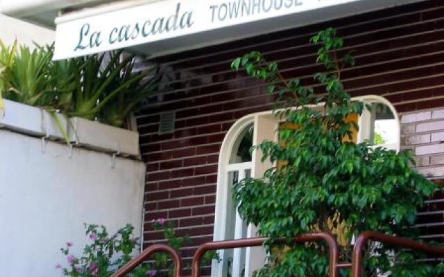 La Cascada Townhouse Hotel