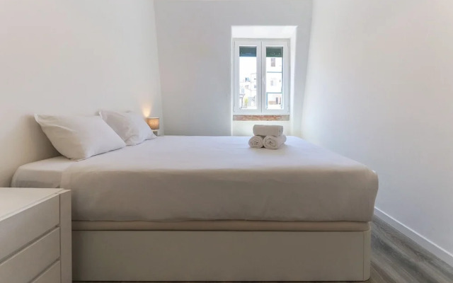 Estrela Panoramic View by Homing