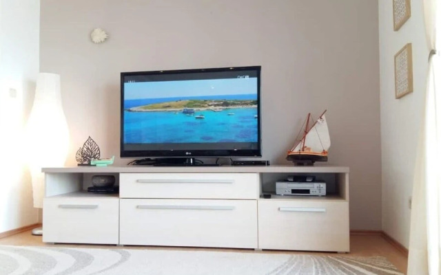 The View - Close to the Beach & Parking - A2