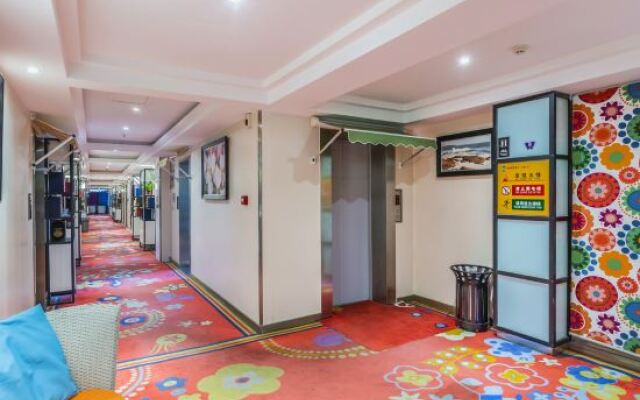 Shangmei Baihe Hotel (Sanmenxia municipal government store)