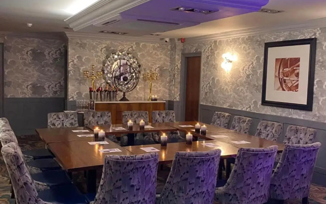 The Fenwick Hotel