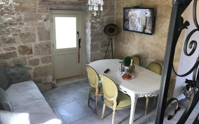 Stone house Chiara Seaview