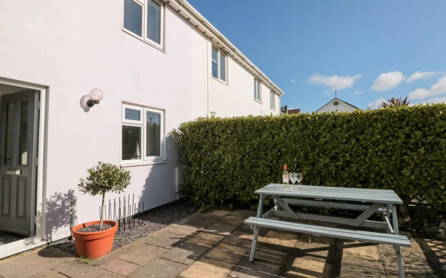 3 West Park Mews