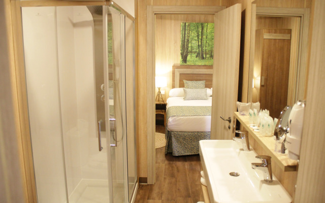 Magic Robin Hood Waterpark Lodge Resort