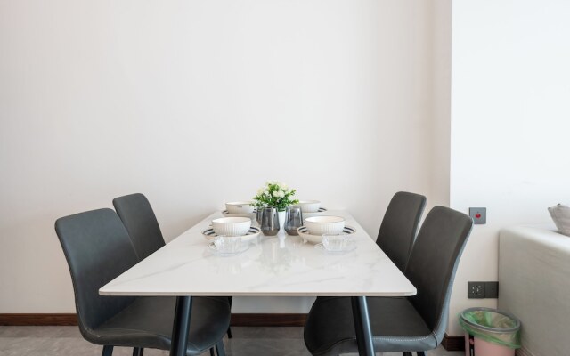 Agile Sky Residence Studio by SobenHomes