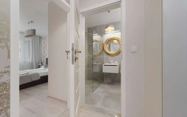 GWIAźDZISTA APARTMENT BY RENTERS