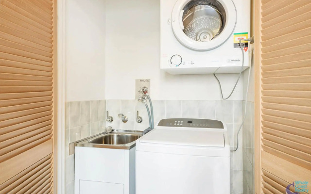 Pacific Pines Unit 6