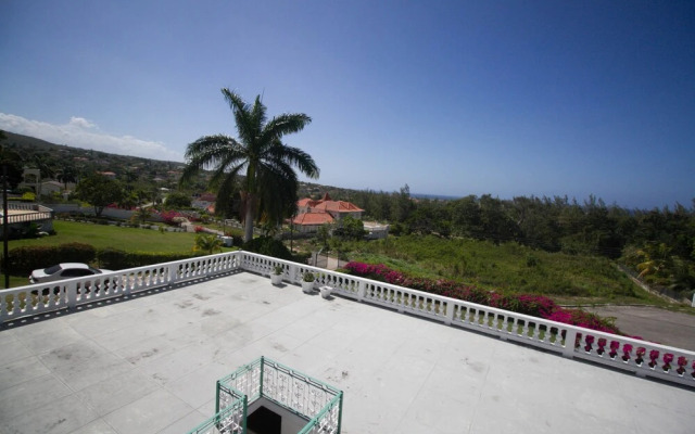 Sea View Chateau