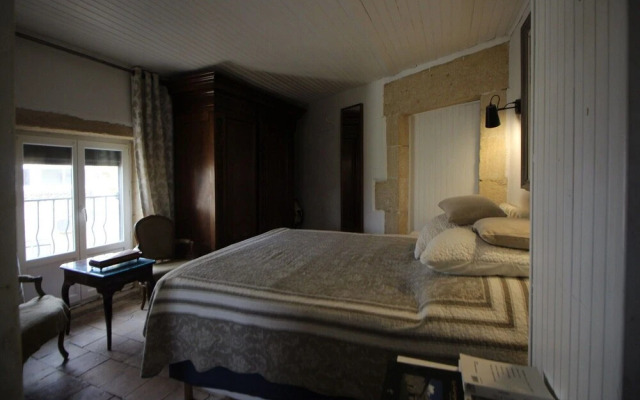 Scenic Villa With View of the Gardon River