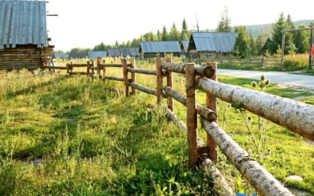 Shibu Fangcao Hotel – Outside – Altay