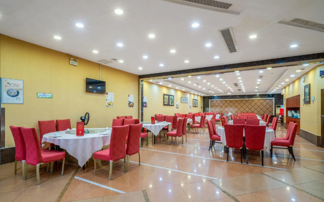 Chinflux Mandarin Hotel