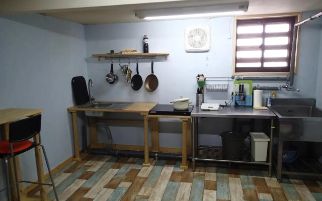 Funky Monkey Lodge, Myoko ファンキーモンキーロッジ 妙高