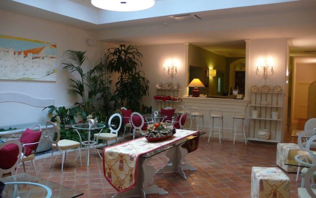 Hotel & Residenza 100 Torri