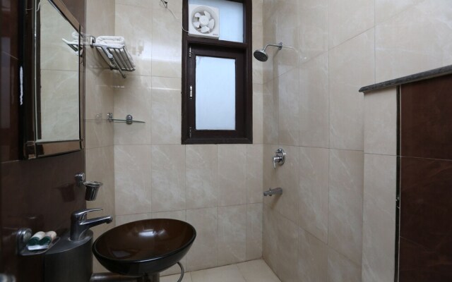 OYO 22311 Corple Stays