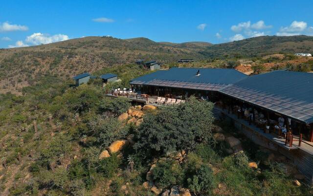 Rhino Ridge Safari Lodge