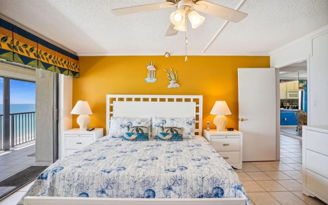 Ocean Sands 1-708