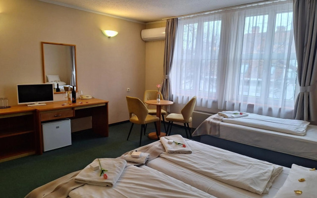 Hotel Unicornis